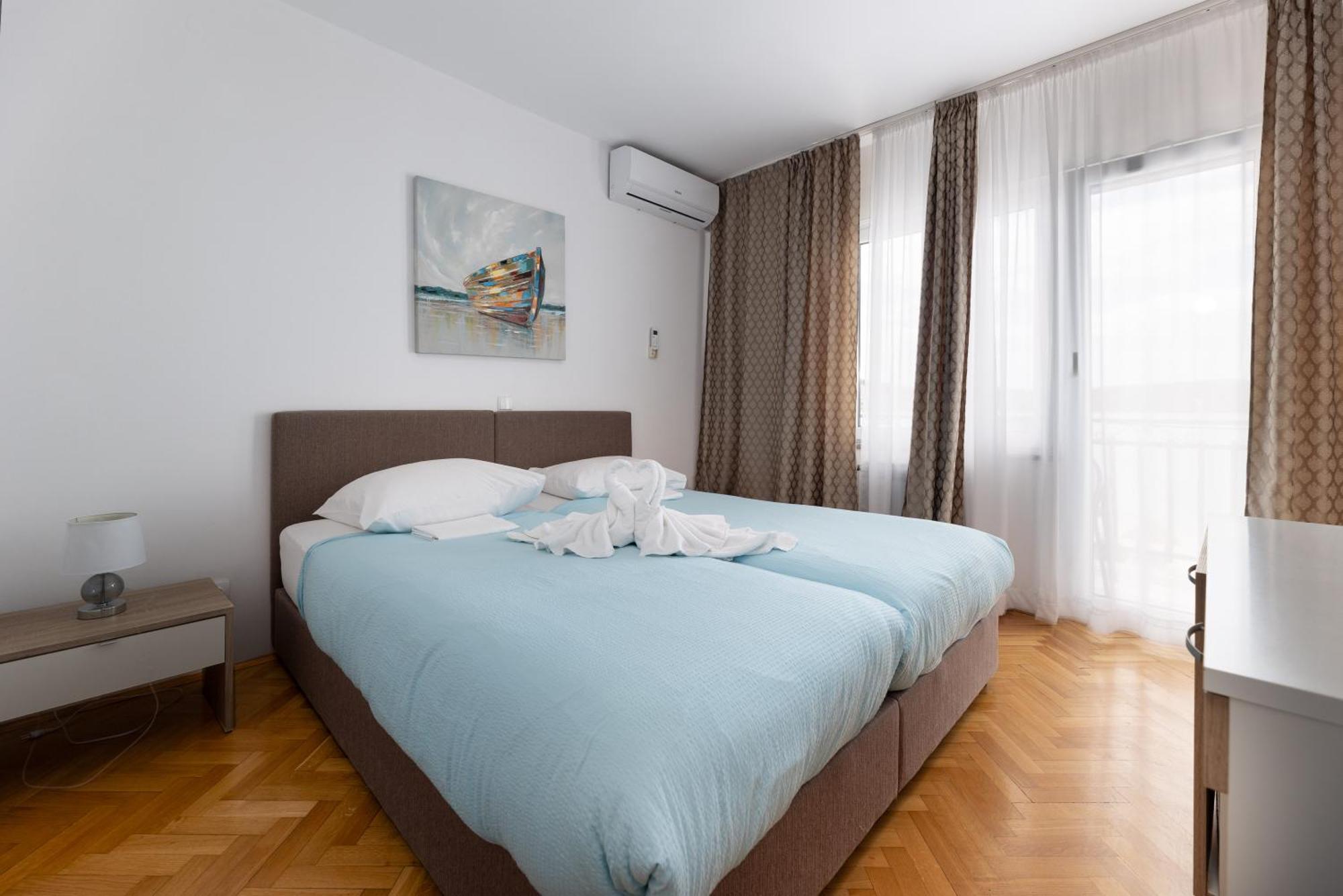 Bed & Breakfast Okruk-10 Meters Away From The Okrug Gornji